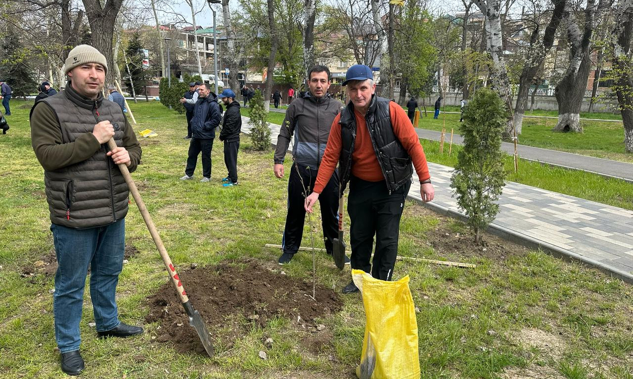Акция "Сад памяти"